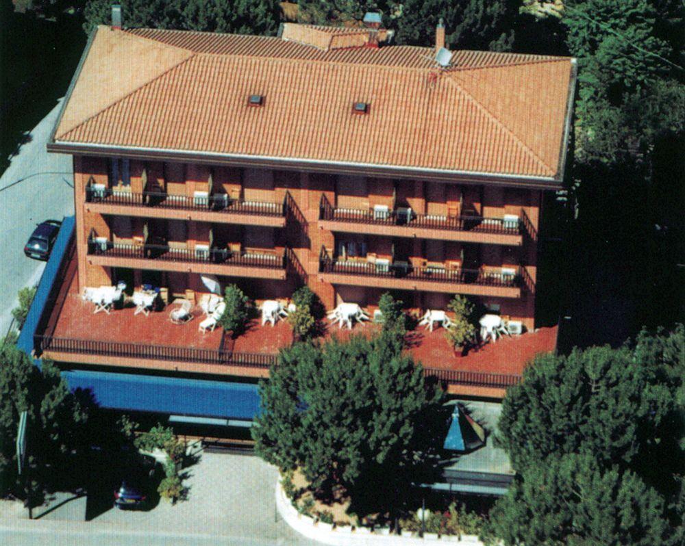 Hotel La Vela Passignano sul Trasimeno Exteriér fotografie